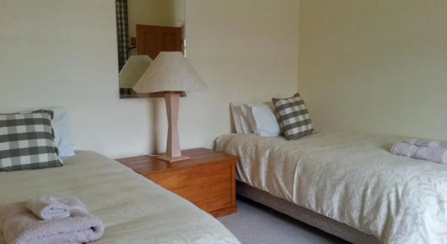 Коттедж The Vicarage Martinborough