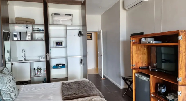 Двухместный номер Executive с балконом и с видом на море Mariner Guesthouse & Villa