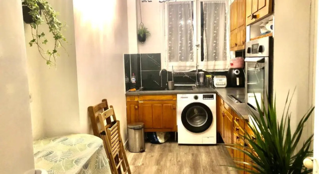 Private room 20 minutes from Eiffel Tower