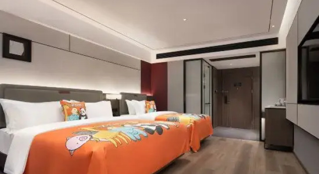 Семейный тент Molin Hotel (Changsha High Speed Railway South Station West Square)