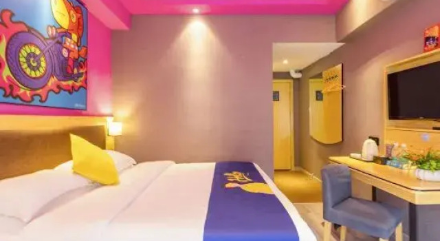 Кровать в общем номере 7Days Inn Hotel (Chenzhou Railway Station Preschool Teachers College)