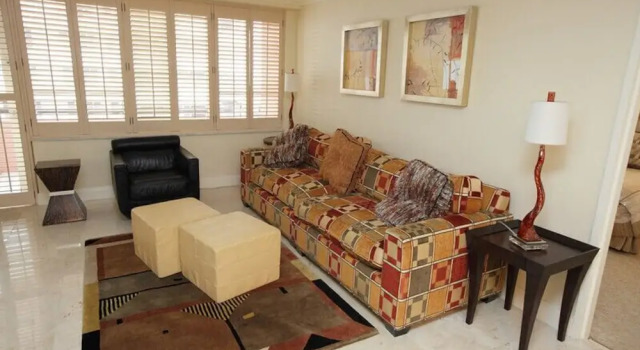 Alexander 1208 - 2 Br Apts, Varaa Huoneisto Hotellit Miami Beach uima-altaalla, Uima-allas