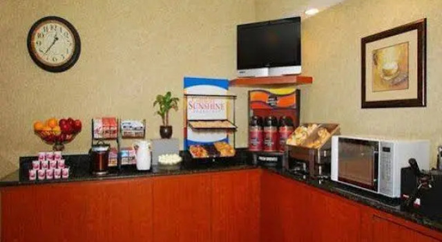 Comfort Inn & Suites, Buchen Sie Hotel Germantown Tennessee