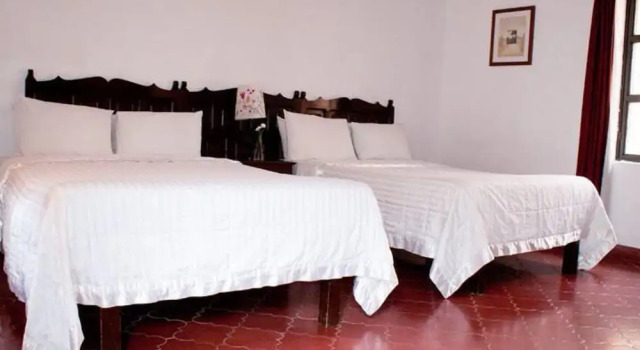 Casa De Los Milagros, Забронировать Отель Отели Текискиапан с бассейном, Бассейн