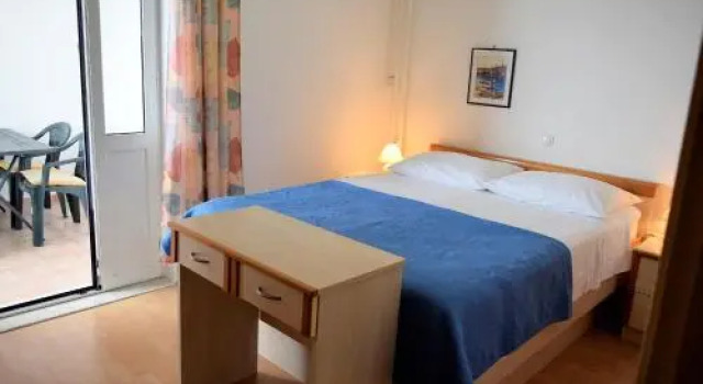 Sunnyy Beacch Apartments, Prenota Appartamento Hotel a Isole Quarnerine con parcheggio, Parcheggio