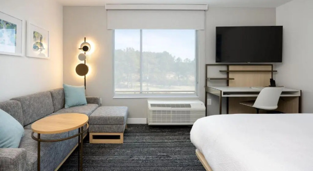 Студия Towneplace Suites by Marriott Canton Riverstone Parkway