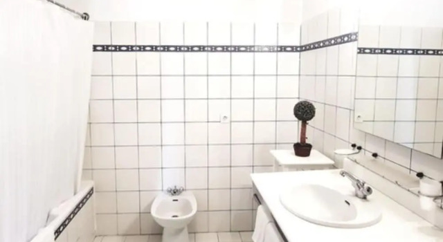 Трёхместный номер Standard с балконом Hotel Le Tilbury