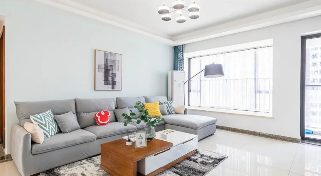 Locals Boutique Apartment Qianshan No.5