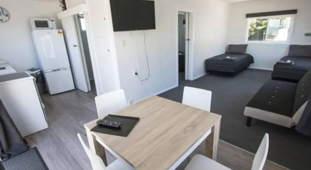 Номер Standard c 1 комнатой с видом на море Mahia Beach Motel and Holiday Park