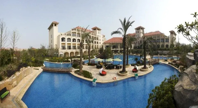 芜湖县阳光半岛大酒店, Book Hotel Hotels in Wuhu with a Pool, Swimming Pool