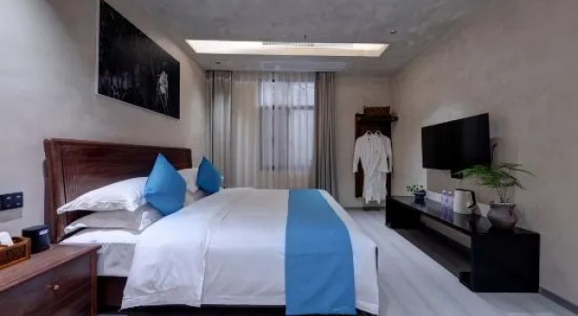 Люкс Phoenix Suiji Xiaoyuan Homestay