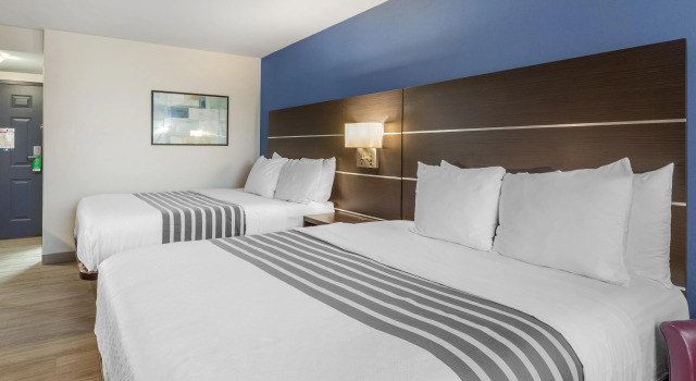Четырёхместный номер Standard Best Western Kincardine