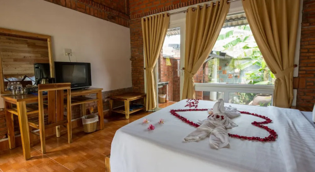 Двухместный номер Deluxe с балконом и с красивым видом из окна Sen Viet Phu Quoc Resort Sport & Spa