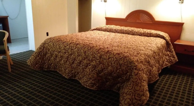 Acorn Motel, Забронировать Мотель Блэк-Маунтин Северная Каролина