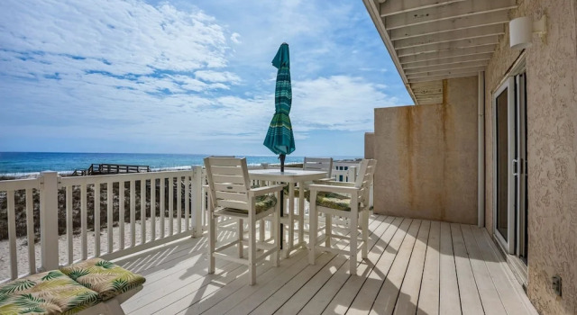 Номер Standard с 3 комнатами Life's A Beach 3 Bedroom Townhouse by RedAwning