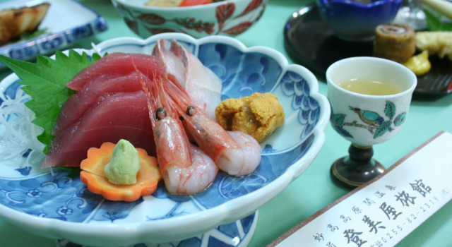 Tomiya Ryokan, Book Hotel Billige hoteller i Niigata
