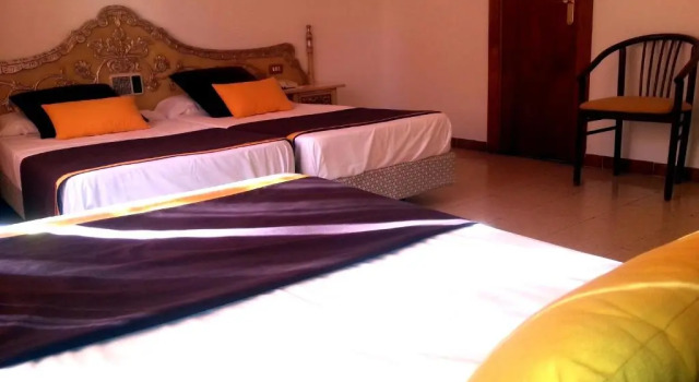 Трёхместный номер Standard Hotel Hostal del Sol