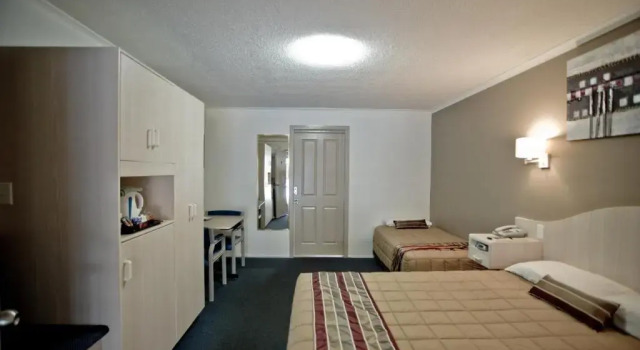 Двухместный номер Superior Centrepoint Motor Inn
