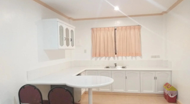 Linmarr Davao Hotels and Apartelles