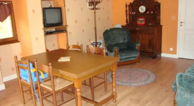 Fermette Rénovée, Reservar Hotel Celles 