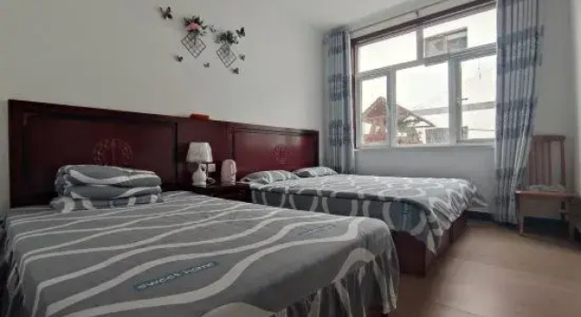 Люкс Beijing Lingju Mountain View Homestay (Juling Gorge Lingshan Scenic Area)