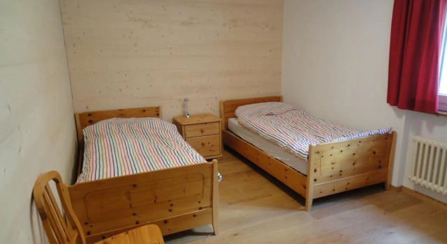 Haus Siesta, Забронировать Отель Церматт курорт Церматт, рядом с Горнолыжный подъемник Маттерхорн Гласье Парадайз