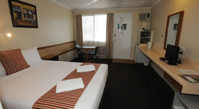 Økonomi- dobbelt værelse med altan Shoredrive Motel