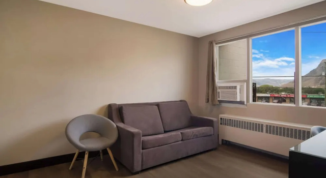 Люкс Canadas Best Value Inn & Suites Kamloops