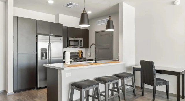 Апартаменты с 2 комнатами CozySuites at Westgate