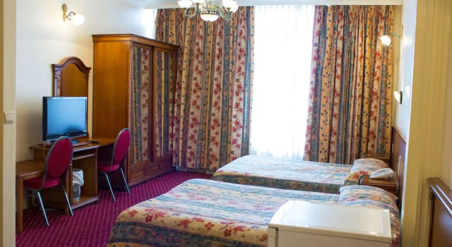 Семейный номер Standard Hotel Continental Gare du Midi