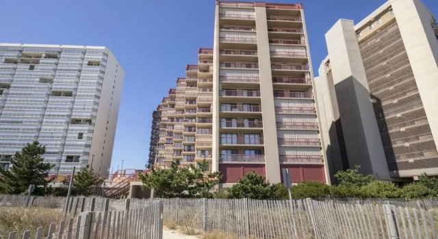 Rainbow 1109 - 2 Br Condo