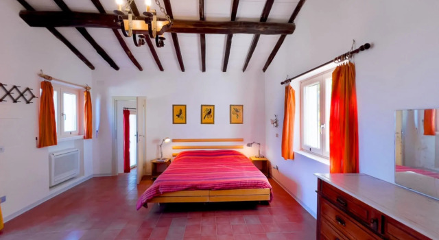 Villa Caterina 450 meters from the beach with sea view immersed in the quiet of the hill-VILLA CATERINA SANT'ANDREA