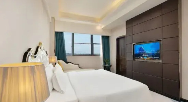 Люкс Luxury Joy Magpie Chinese Courtyard Hotel(Chengdu Shuangliu Airport)