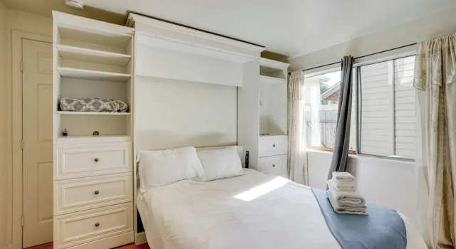 Oakland Group Retreat: Historic Home Near Downtown, 预订 酒店 奥克兰 旧金山湾区