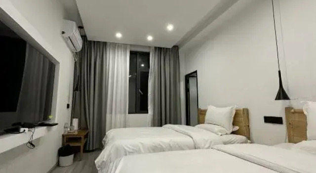 Люкс Lijiang Minaduanyi Snow Mountain Viewing Holiday B&B
