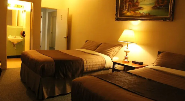 Outlook Motor Hotel, Prenota Hotel Outlook Canada