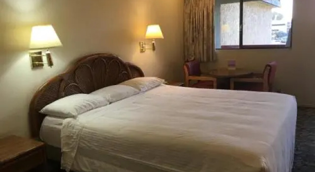 Grand Inn