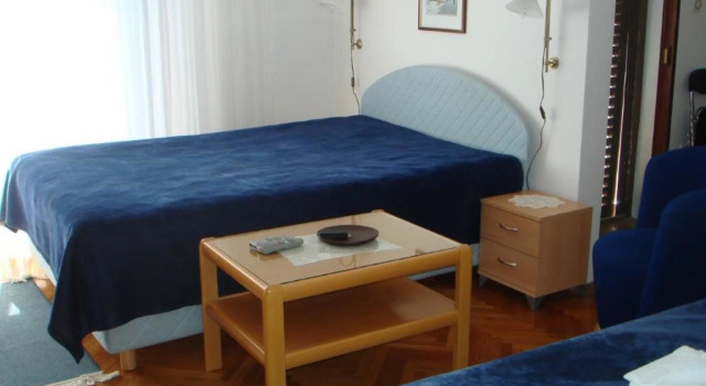 Apartments Nadica