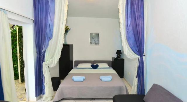 Студия Apartments Veky 3