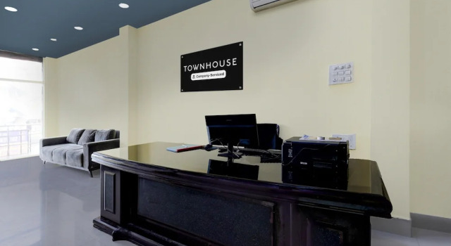 Super Townhouse Cherlapally Bus Terminal
