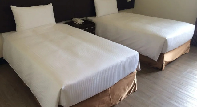 Huashe Hotel Chiayi Branch, Book Hotel Chiayi City Chiayi County