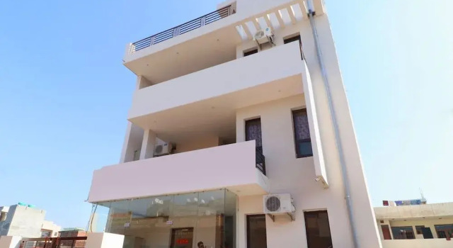 OYO 24142 Hotel Smart King, Varaa Hotelli Zirakpur Haryana