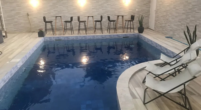 Chez Daniel mbene, Rezervovat Hotel Hotely v Thiès s parkováním, Parkování