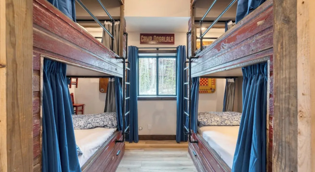Winterhaven Estate by Avantstay Sleeps 19 Guests Mountain Compound w/ Views, Firepit, Hot Tub