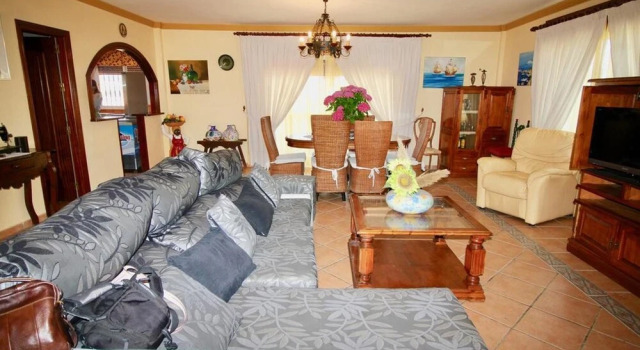 House With 4 Bedrooms in Las Lagunas de Mijas, With Wonderful sea View