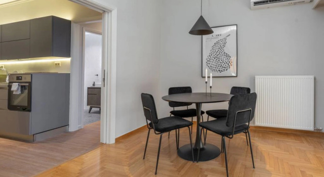 2B · The Beehive Apartment Athens 2B