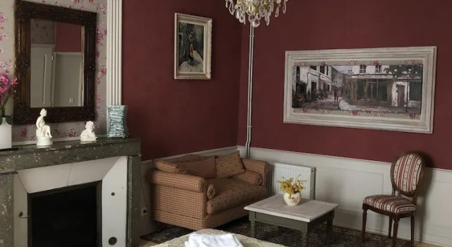 Chambre d'hôtes Auberge des Capucins, Забронировать Хостел Хостелы Côte-d'Or, Хостел
