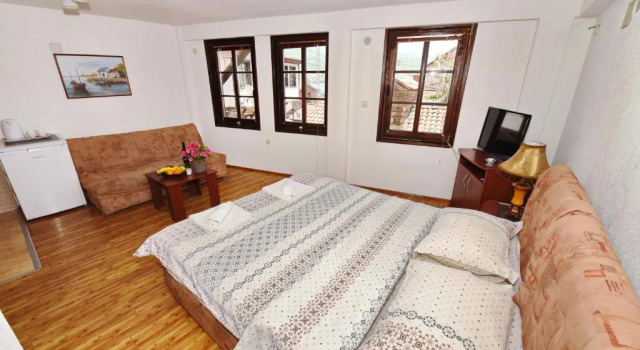 Villa Sapkar, Забронировать Вилла Отели Охрид 3 звезды, рядом с Upper Gate, 3*