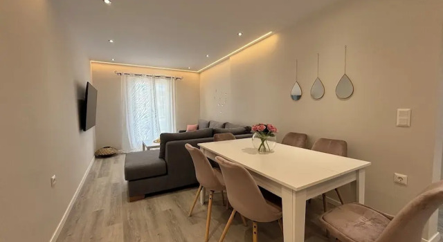Апартаменты Comfort с 3 комнатами Christiano Apartments