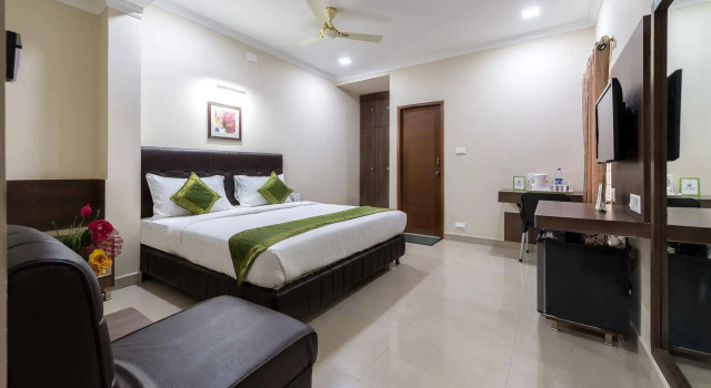 Mount Kailash Suites